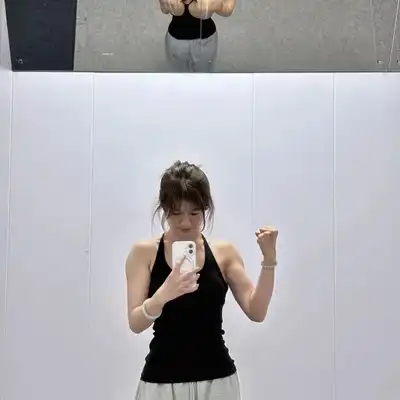 余英